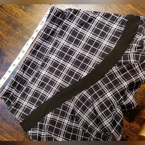 Plaid skort with full mini skirt, ruffles and shorts inside, tennis skort - Picture 3 of 5